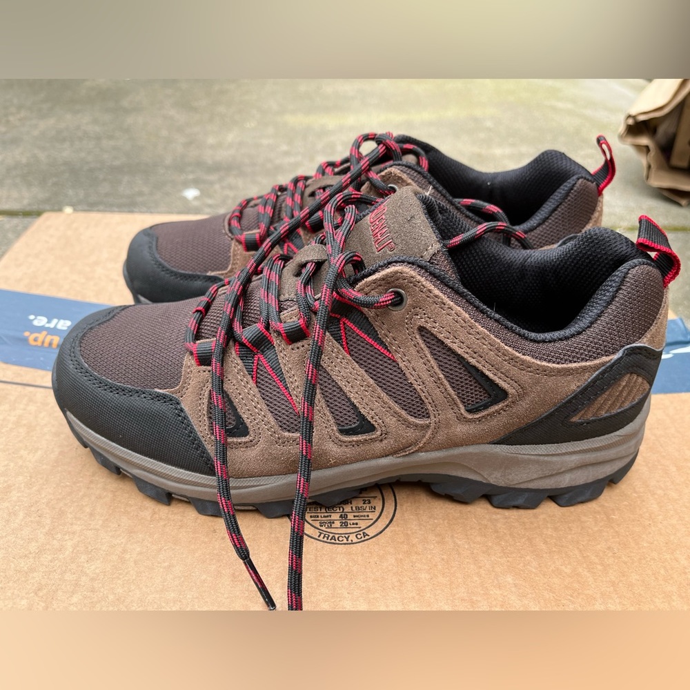 Brand New Denali Day Hiking Shoes Gem